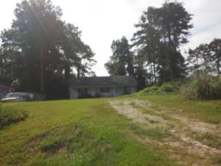 3335 Shoreland Dr, Buford, GA 30518-1558