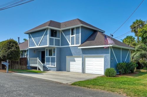 1209 Magnolia Ave, Carlsbad, CA 92008-2543