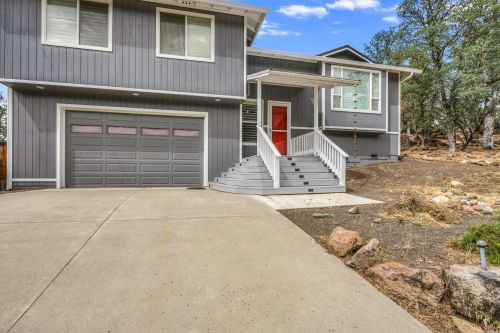 19558 Donkey Hill Rd, Middletown, CA 95467-8332