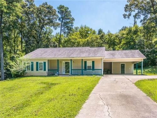 506 High St, Lowell, NC 28098-1546