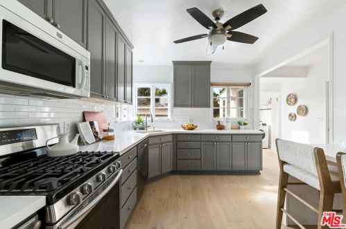 728 26th St, Santa Monica CA  90402-3150 exterior