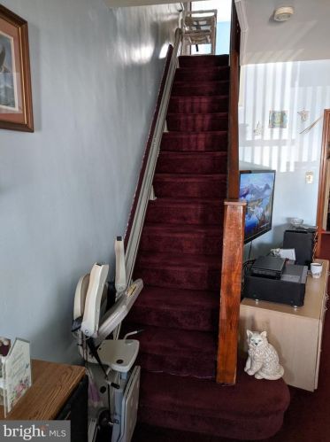 6043 Keystone St, Philadelphia PA 19135-2814 exterior