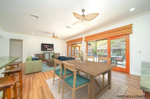 1028 Koko Uka Pl, Honolulu, HI 96825-3600