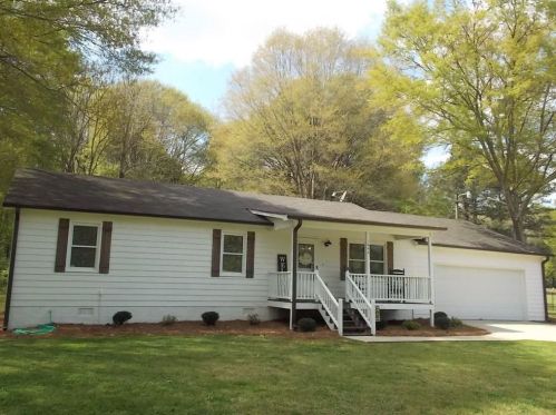 1644 Greendale Rd, Porterdale, GA 30014-0774