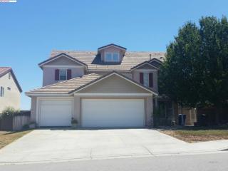 8028 La Crosse Way, Riverside, CA 92508-6142