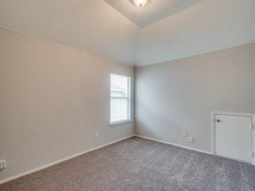 8313 Rolling Rock Dr, Fort Worth TX  76123-1891 exterior