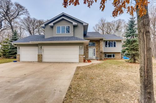 7471 237th Ave, Stacy, MN 55079-8300