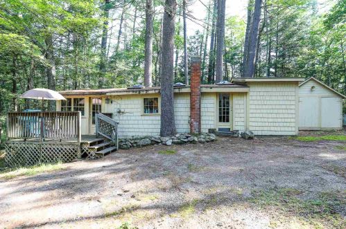 24 Massasecum Ave, Bradford, NH 03221-3402