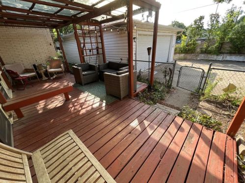 7523 Brentcove Cir, Dallas, TX 75214-1808