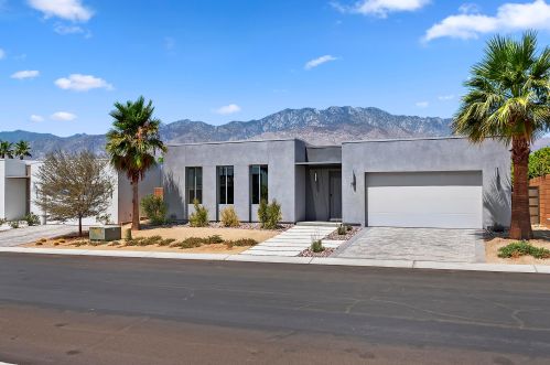 781 Skylar Ln, Palm Springs, CA 92262-0564