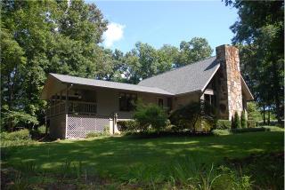 905 Davis Spring Rd, Tullahoma, TN 37388-6328