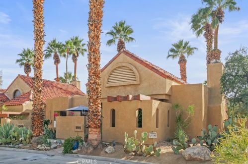 238 Canyon Cir, Palm Springs, CA 92264-0429