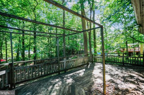 20 Hillman Ct, Aberdeen MD  21001-2407 exterior
