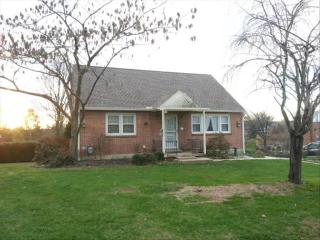 3720 Rosewood Ave, Reading, PA 19605-1330