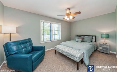 812 Saratoga Ln, Buffalo Grove IL  60089-4226 exterior