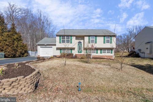 7217 Pullen Dr, Fredericksburg, VA 22407-7338
