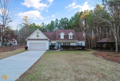 100 Horseshoe Ln, Jackson, GA 30233-6282