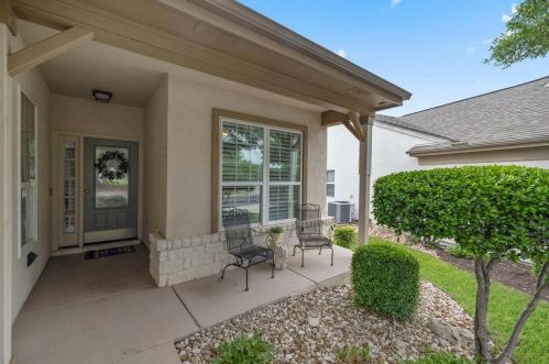 105 Sunnyside Bnd, Georgetown, TX 78633-5196