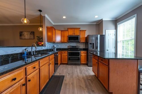 3844 Thayer Trce, Duluth GA  30096-8023 exterior