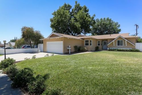 9520 Carrillo Ave, Montclair, CA 91763-2414