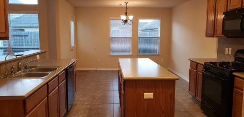 9923 Yearling Pl, Conroe TX  77385-2021 exterior