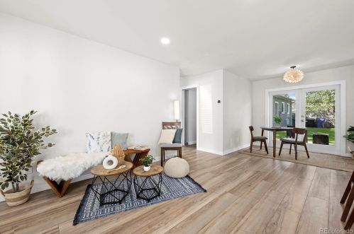 2895 Fairfax St, Denver CO  80207-2748 exterior