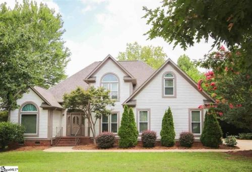 4 Periwinkle Ct, Greenville, SC 29615-5461