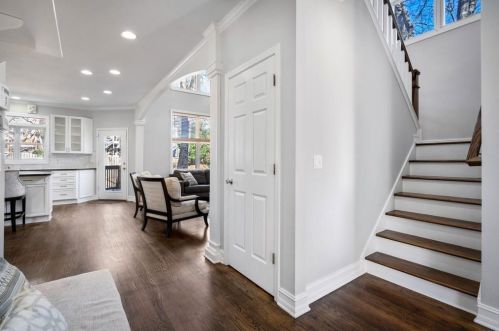 1392 Etowah Dr, Atlanta GA  30319-3446 exterior