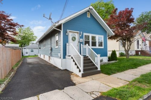 21 William St, Perth Amboy, NJ 08863-2115