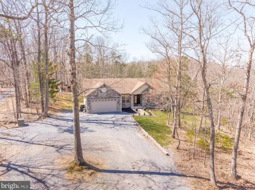 487 Vixen Ln, Gerrardstown WV  25420-4459 exterior