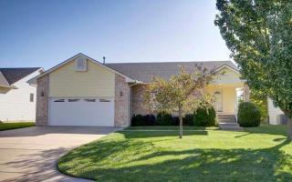 2610 Landon St, Wichita, KS 67205-2038