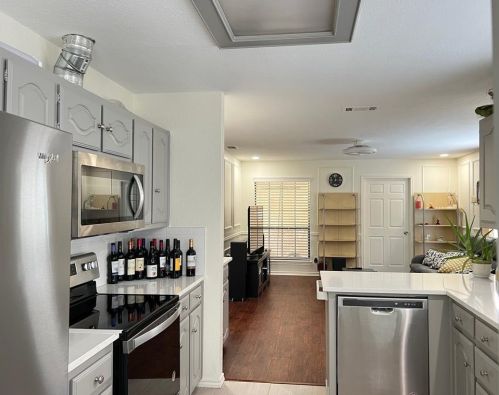 1305 Stonecreek Ct, Garland TX  75043-1239 exterior