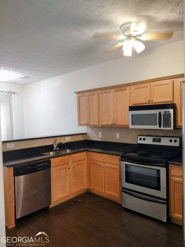1481 James Trce, Atlanta GA  30344-6970 exterior
