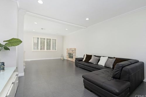 165 Church Pl, Irvine CA  92602-0754 exterior