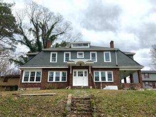 314 Tunnel Blvd, Chattanooga, TN 37411-2716