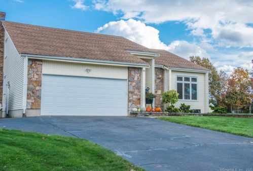 55 Pheasant Way, Wapping, CT 06074-2363