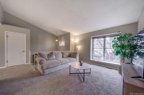 21591 Aberdeen Dr, Aurora CO  80015-3531 exterior