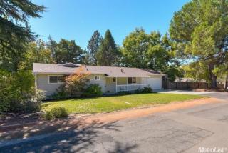 6706 Sundown Ct, Carmichael, CA 95608-1944