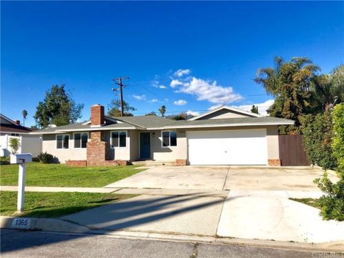 1365 Elmwood St, Upland, CA 91786-4334