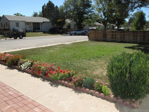 891 Kingston St, Denver, CO 80010-4105