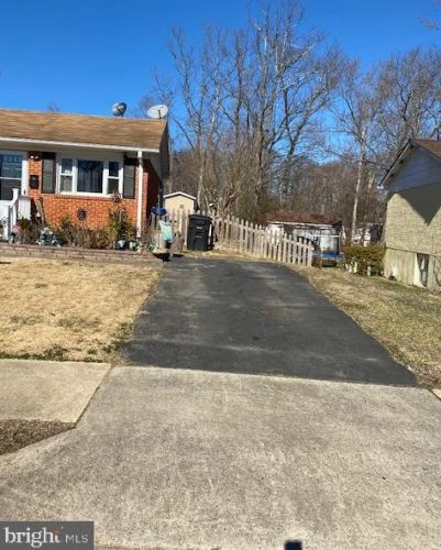 14307 Belleville Ave, Woodbridge, VA 22193-1402