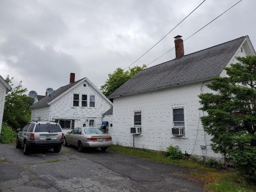 10 Birch St, Derry, NH 03038-2102