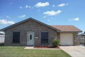 413 Cherrywood Dr, Gretna LA  70056-7710 exterior