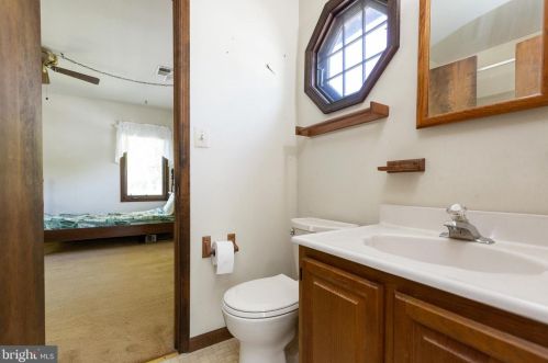 1174 Spruce Ave, Shady Side MD 20764-9562 exterior