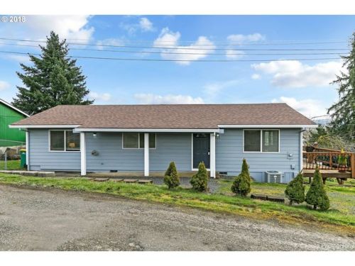 201 Cottonwood St, Gaston, OR 97119-8628