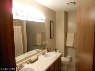 11882 Silverod St, Minneapolis MN  55433-2648 exterior
