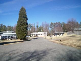 705 Holly Pl, Gastonia, NC 28056-9215