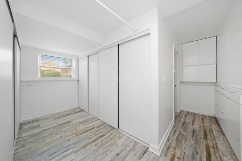 8830 Elmore St, Niles IL 60714-2413 exterior