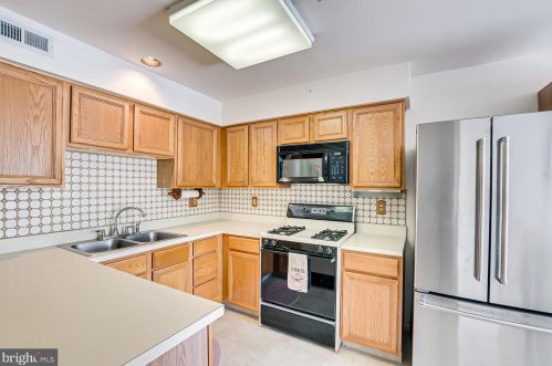 314 Brickhouse Rd, Princeton NJ  08540-7352 exterior