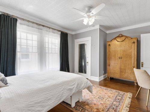 2237 6 Ave, Fort Worth TX  76110-1807 exterior